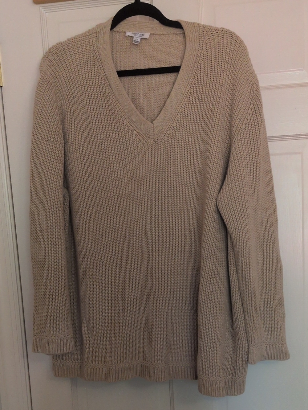 Emanuel Ungaro Cream V-Neck Ribbed Sweater